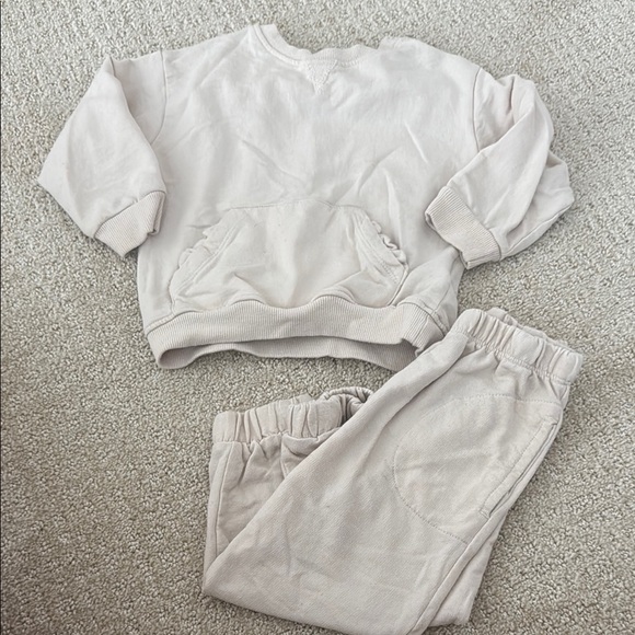 Jessica Simpson Toddler Cream Sweatpants Relaxed Fit - Picture 1 of 1